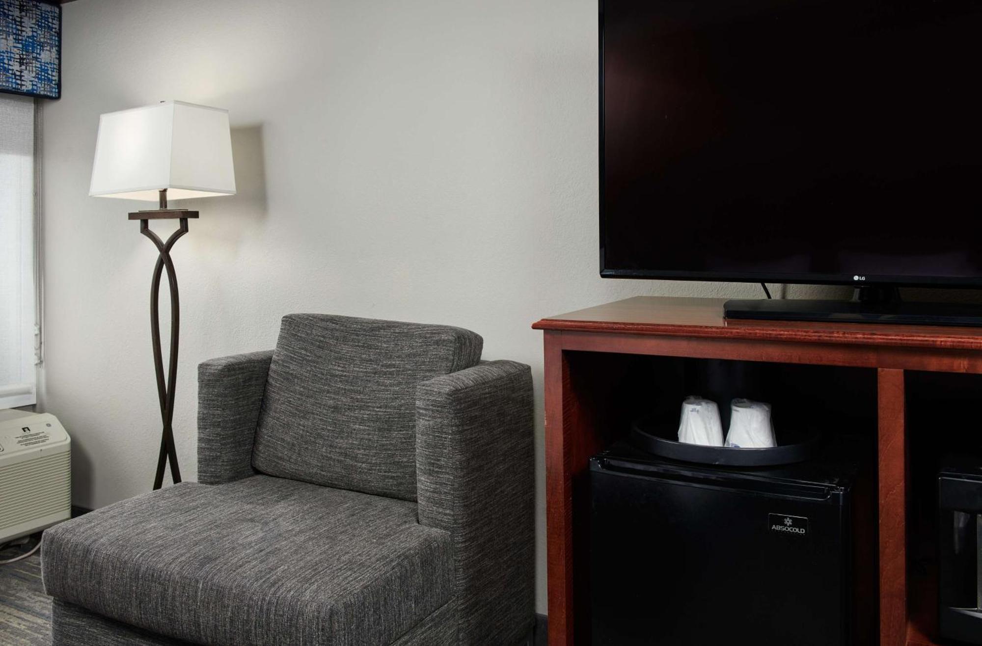Hampton Inn Atlanta-Cumberland Mall/Cobb Galleria Area Smyrna Eksteriør billede